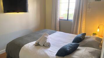 1 bedroom, in-room safe, desk, iron/ironing board