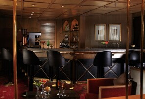 Bar (en la propiedad)