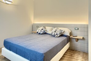 1 bedroom, travel cot, free WiFi