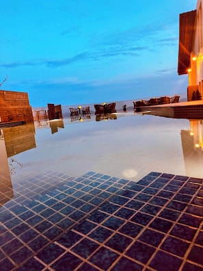 Rooftop pool - OREN Kasauli  (Kasauli)