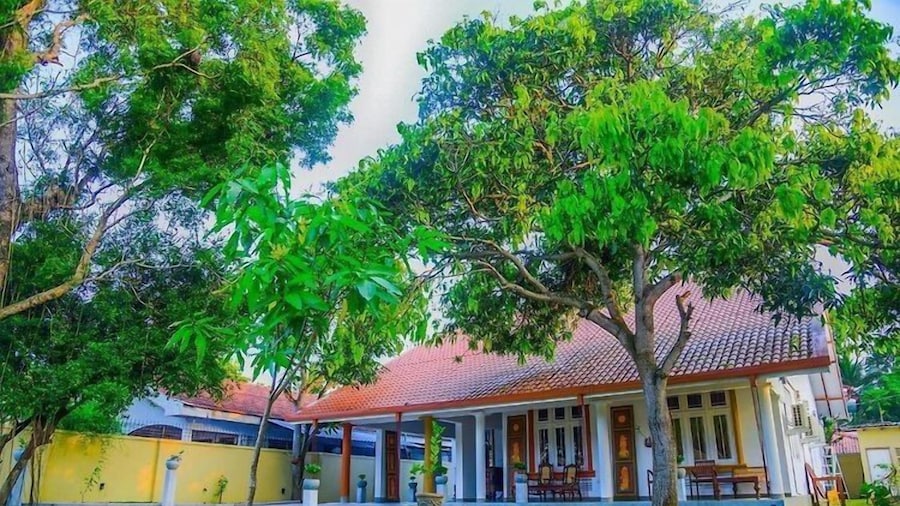 Ace Boutique Airport