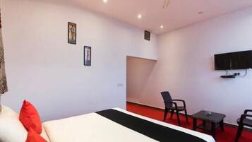 Deluxe Double Room | Free WiFi