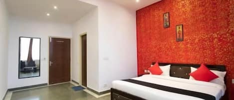 Deluxe Double Room | Free WiFi