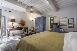 Apartment | 1 bedroom, free cribs/infant beds, free WiFi, bed sheets