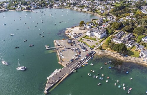 Ile de Berder à Pied et Très Beau Verger Dans un Parc Clos