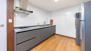 Habitació bàsica, 2 dormitoris (102 Ho) | 1 dormitori i wifi gratuïta