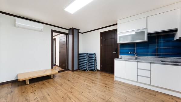 베이직룸, 침실 2개 (101) | 1 개의 침실, 무료 WiFi