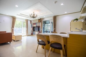 Room - Yangpyeong Fiore spa Pension (Yangpyeong)