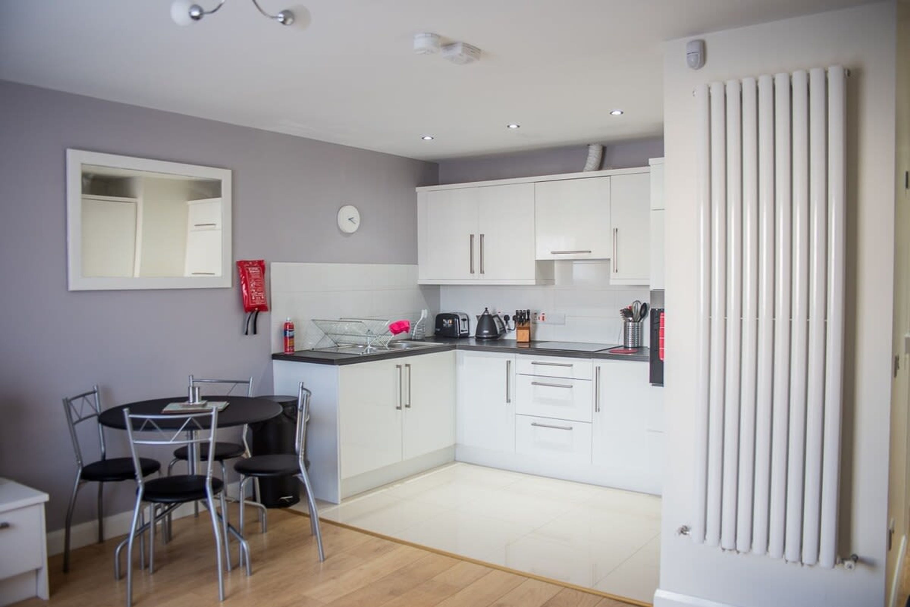 2 عدّة غرف نوم