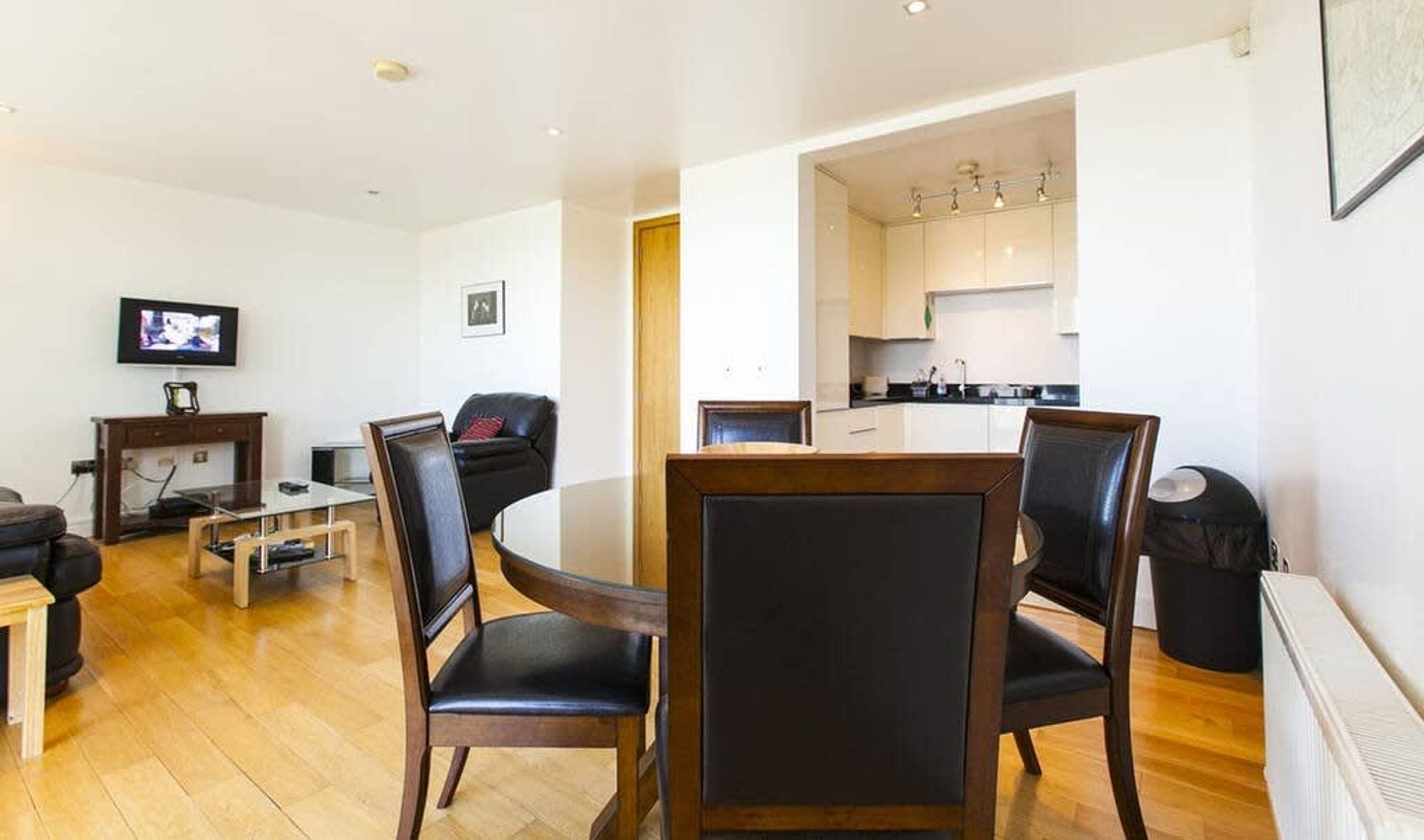 Căn hộ | 2 phòng ngủ 