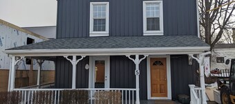 Alligator Suite - downtown Wolfville