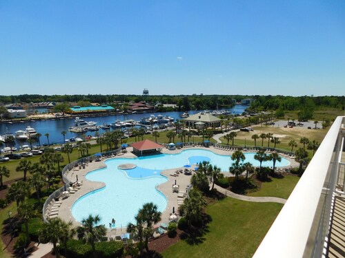 The Townes at Barefoot #5208 Townhome Close to Courses!