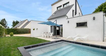 Maison pour 6 - Piscine chauffée - 700m plage