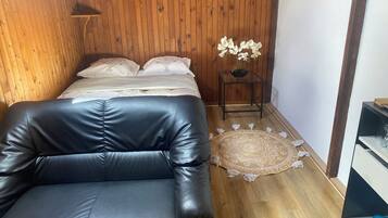 1 dormitorio y ropa de cama