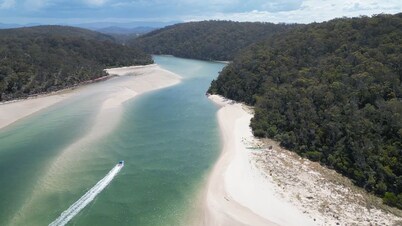 Peninsula Hideway - Secluded Summer Escape with Pool and Pristine Views