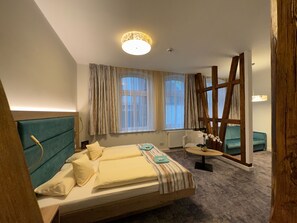 Habitación Deluxe doble | Escritorio, espacio para trabajar con un portátil, wifi gratis