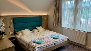 Standard Double Room | Desk, laptop workspace, free WiFi, bed sheets