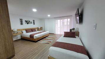 Comfort Suite | 1 bedroom, blackout curtains, free WiFi