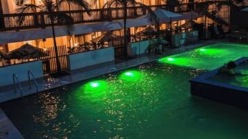 Outdoor pool, pool umbrellas