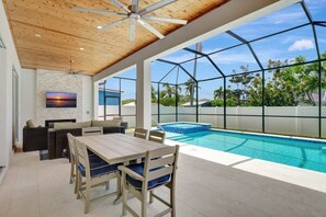Pool - Luxury Coastal Chic Retreat w/ Hot Tub & Pool (Naples)