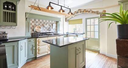 Host & Stay | Beckside