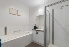 Bathtub, hair dryer