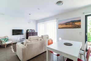 Classic Apartment | Living area - Casa Mummi (Losone)