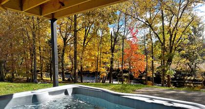 Pet-Friendly Riverfront Retreat w/ Hot Tub, Pool Table + Biltmore Pass