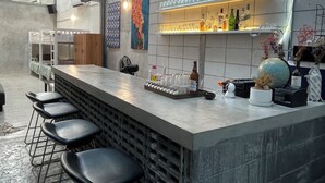 Ảnh chưa phân loại, 2 trong số 11 ảnh, nút