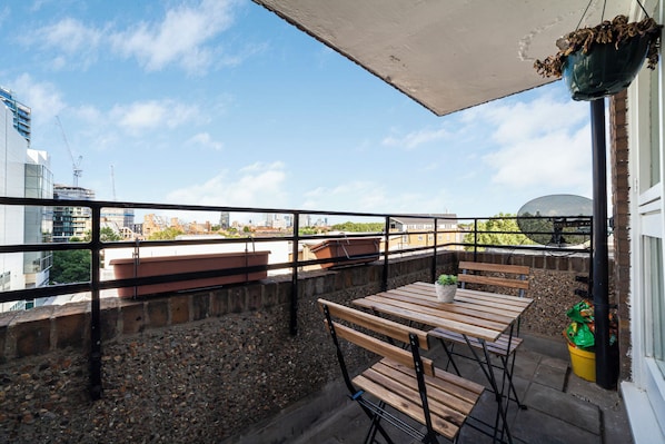 Apartment | Terrace/patio