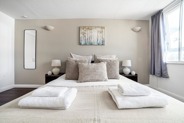 Apartment | 1 bedroom, hypo-allergenic bedding, individually furnished - The St Khatarine's Collection (London)