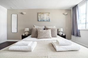 Apartment | 1 bedroom, hypo-allergenic bedding, individually furnished
