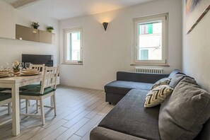 Smart TV, books, printers