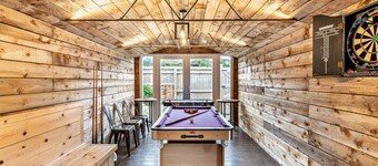 Sea Salt Felixstowe - Three Bedroom House, Sleeps 6