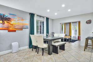 تناول الطعام