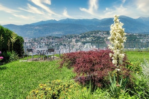 Vue sur la ville depuis l’hébergement