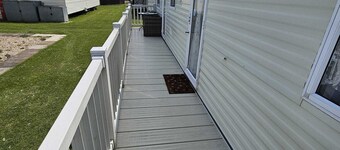 Ingoldmells - Caravan- Sleeps 8 - Seaside - Wi-fi