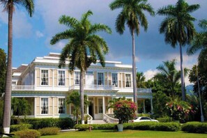 Exterior - Cozy Central 1-bed Apartment in Kingston (Kingston)