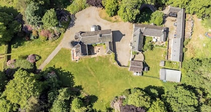 Charming 7-bed Estate House Near Gleneagles
