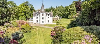 Charming 7-bed Estate House Near Gleneagles