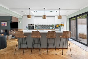 House, Multiple Beds | Private kitchen