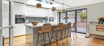 Captivating 4 Bed House in Pembrokeshire