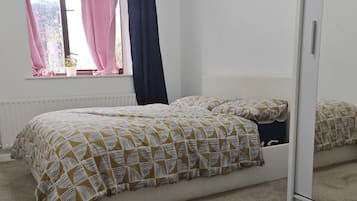 1 Schlafzimmer, Bügeleisen/Bügelbrett, kostenloses WLAN, Bettwäsche