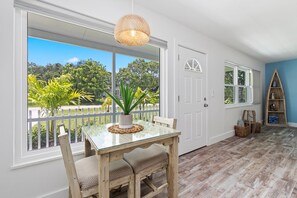 Dining - Location & Comfort- Coastal Meets Contemporary (Vero Beach)