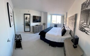 1 bedroom, in-room safe, desk, free WiFi