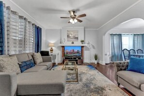 Älytelevisio, kirjoja