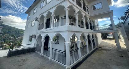 After 5 Apartment 2, 3 Spacious En-suite Bedrooms