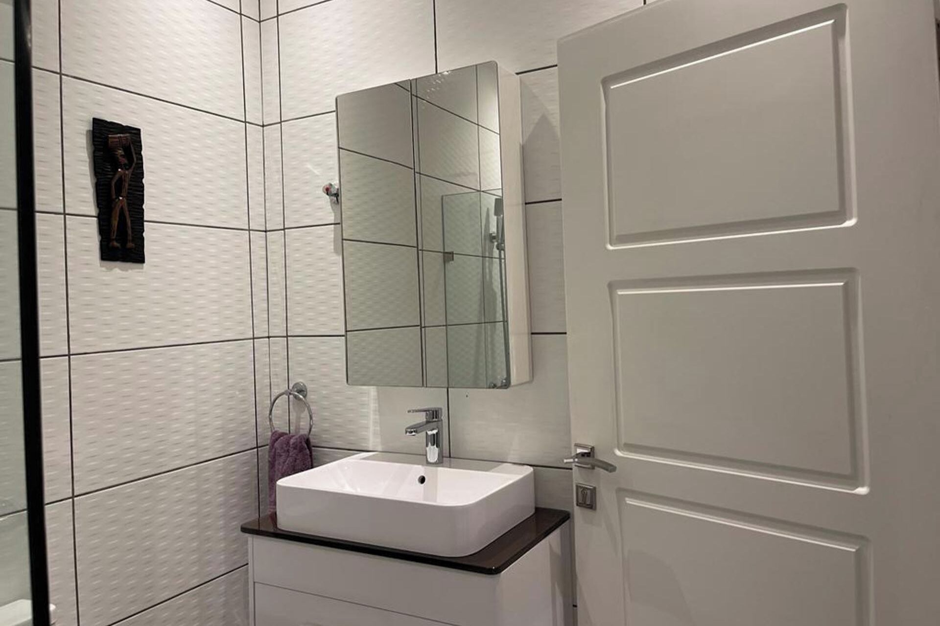 Een douche, handdoeken