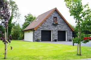 Apartment | Exterior