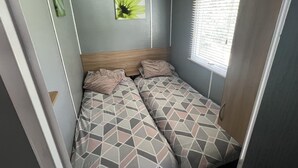 Unclassified image, 3 of 12, button - Beautiful 8 Berth Static at Tattershall Lakes (Lincoln)